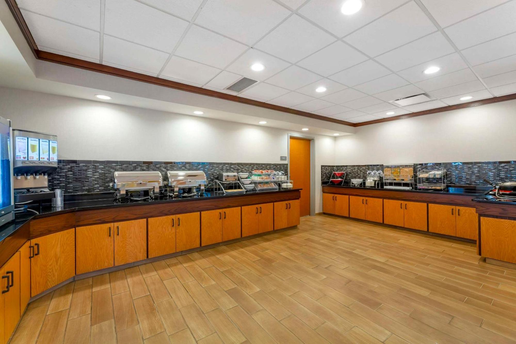 Comfort Inn & Suites Akron South Luaran gambar