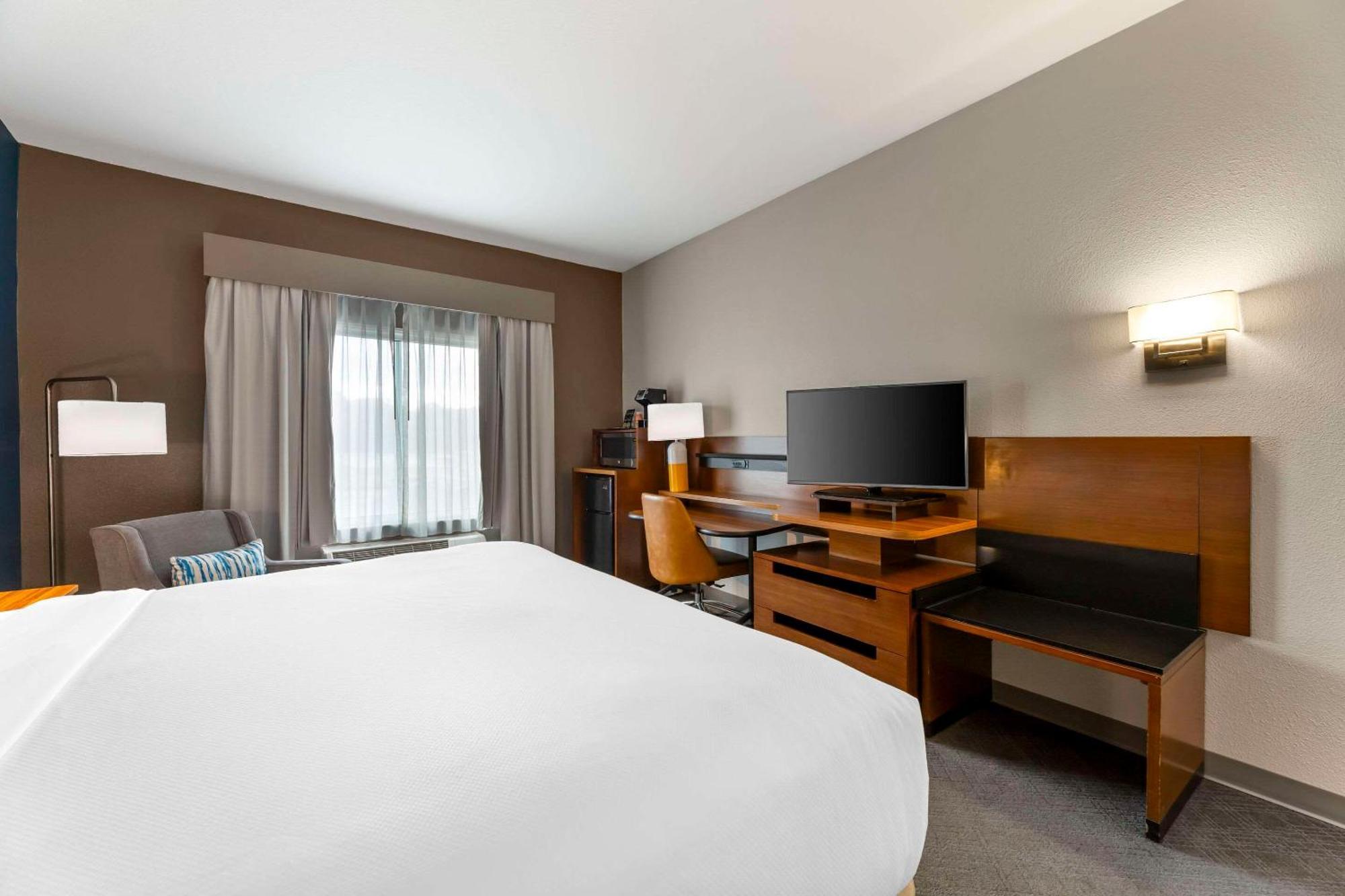 Comfort Inn & Suites Akron South Luaran gambar