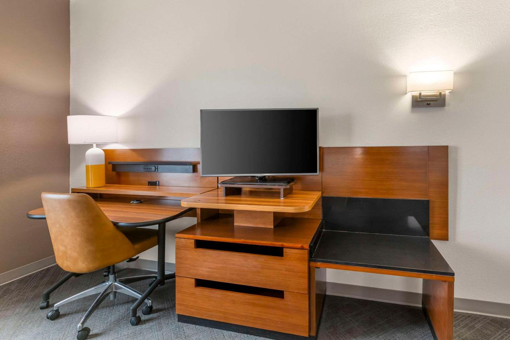 Comfort Inn & Suites Akron South Luaran gambar